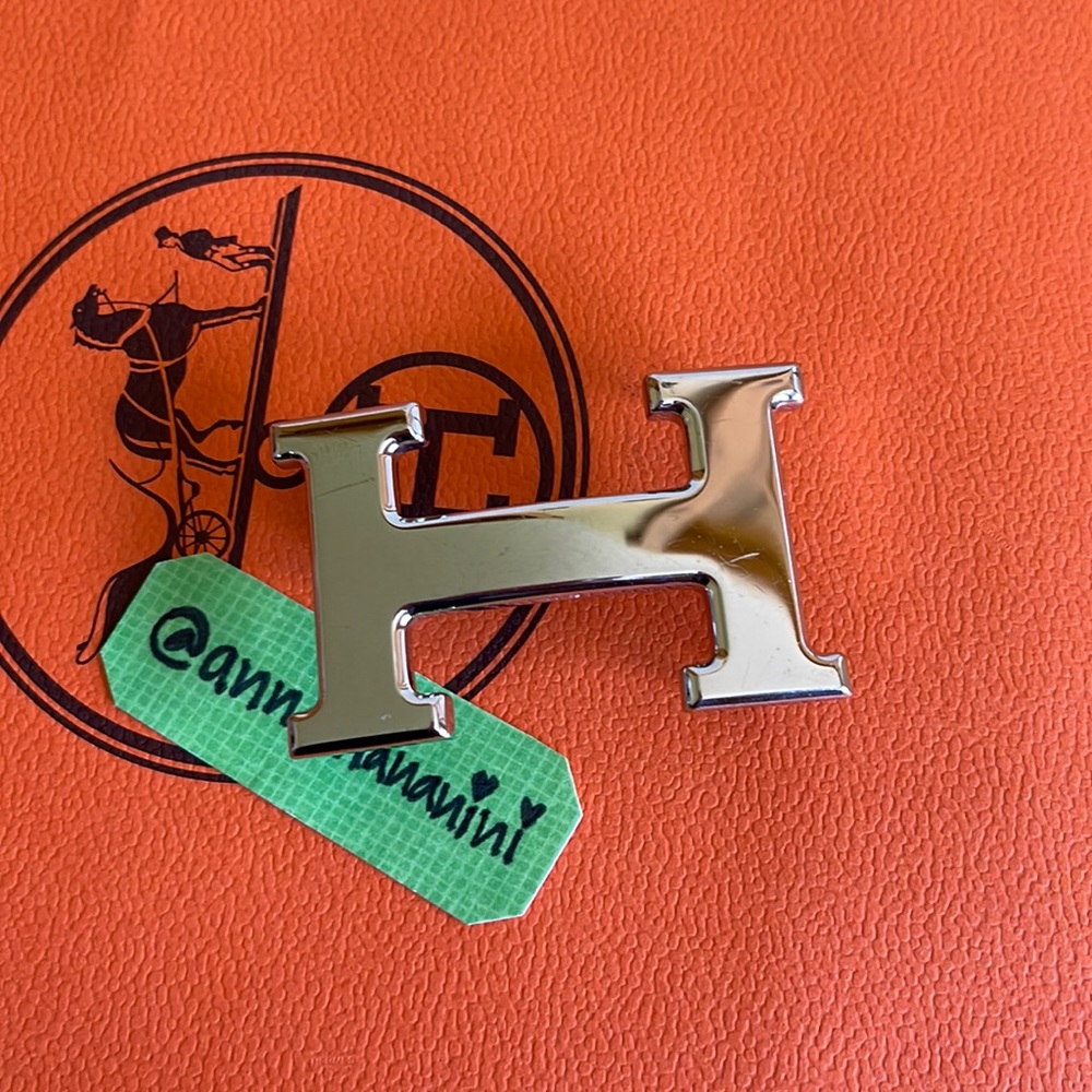 100% Authentic Pre-owned Hermes 32 mm Silver Belt Buckle (Buckle Only)